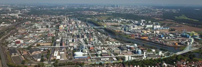 Vom Traditionsstandort der Chemie zur Keimzelle der deutschen Lithium-Produktion? Vulcan Energie und Nobian wollen in Höchst Lithiumhydroxid produzieren.
