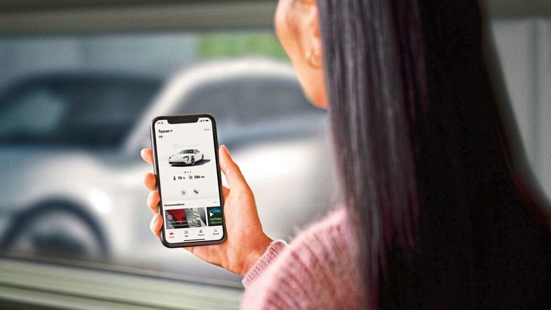 Der Hersteller bündelt in der „My-Porsche-App“ verschiedene bisher eigenständige Smartphone-Anwendungen für Kunden und Nutzer.