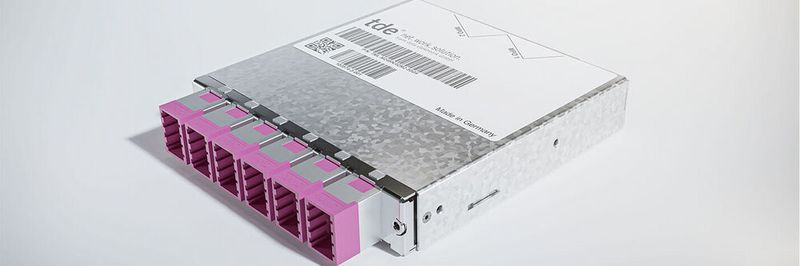 TDE hat den kompakten SN-Steckverbinder von Senko in ihre „TML“-Systemplattform integriert