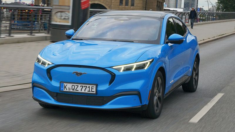 Die betroffenen Ford Mustang Mach-E wurden zwischen dem 24. Februar 2020 und dem 18. Juni 2021 im mexikanischen Werk Cuautitlan gebaut.