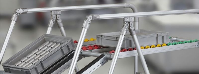Flexible Betriebsmittel auf Basis des Profilrohrsystems D30 von item Industrietechnik tragen zur Reduzierung von Verschwendung in der Produktion bei