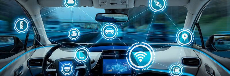 Die Sicherheit im Straßenverkehr wird zusehends um einen neuen Aspekt erweitert: die Cybersicherheit.