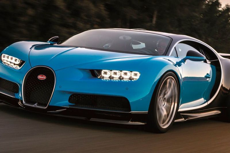 Mit so einem Bugatti Chiron war ein Tscheche auf einer deutschen Autobahn 417 km/h gefahren.