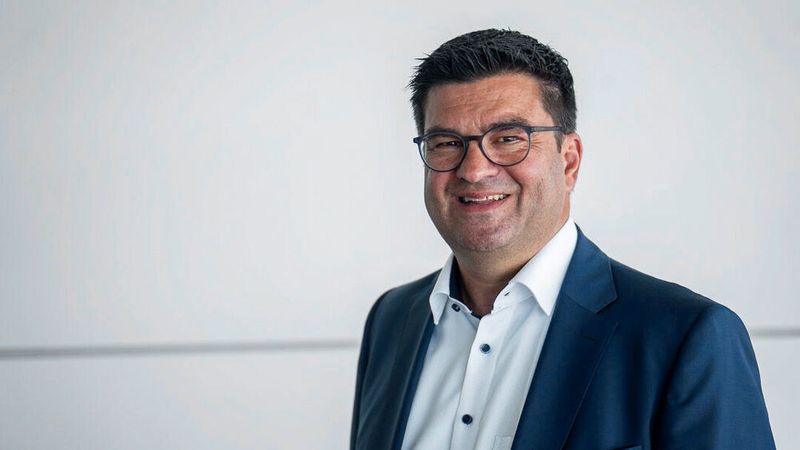 Michael Klein wird im April Leiter Produktion und Entwicklung von Daimler Buses.
