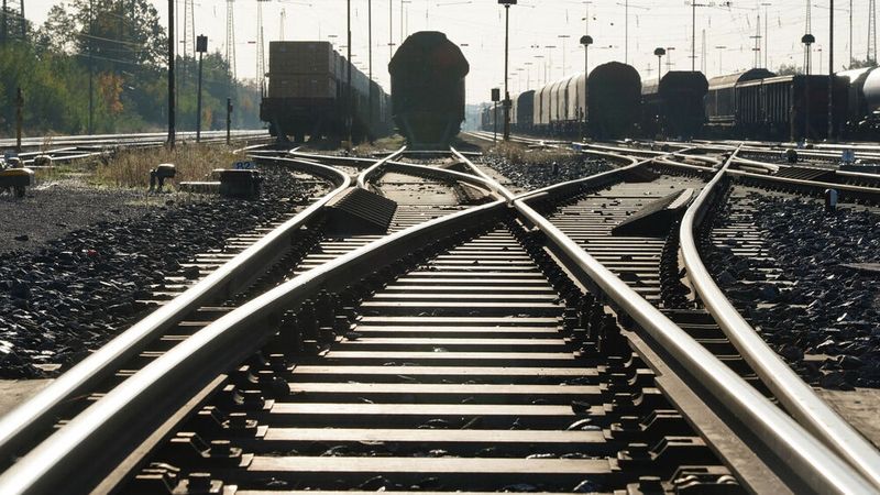 Die Deutsche Bahn möchte in den nächsten Jahren 170 Milliarden Euro in das Schienennetz investieren.