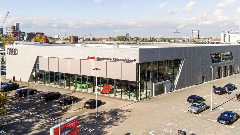 Das neue Audi-Zentrum von Gottfried Schultz in Düsseldorf.