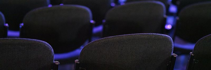 Corona-bedingt wurden viele Veranstaltungen in die virtuelle Welt verschoben. Doch gerade dort ist die „No-Show-Rate" sehr hoch. In diesem Beitrag finden Sie Tipps, wie Sie diese Rate verringern können.