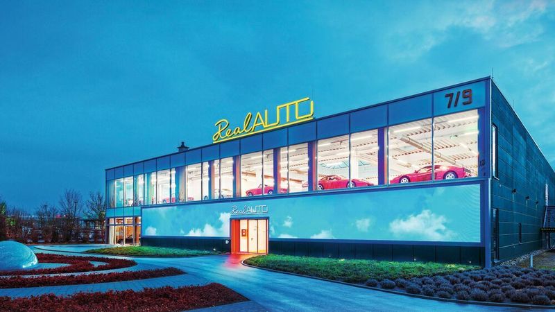 Real Auto ist ein Oldtimer-Autohaus mit einer besonderen Philosophie.