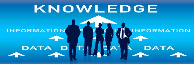 Microsoft Exchange, die Groupware-Lösung und Kollaborationssoftware von Microsoft ist sowohl als Server-Software On Premises und als Online-Version zur Nutzung als Service aus der Cloud verfügbar.