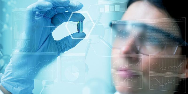 Abb. 1: Im Umfeld der Arzneimittelproduktion entstehen jede Menge Daten.