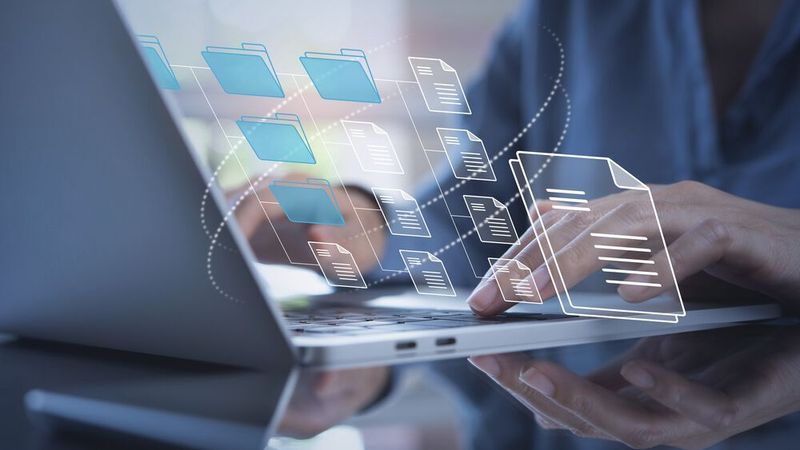 Die Software „Alpha Controller“ stellt seit Jahresbeginn die vorvertraglichen Dokumente, die das neue Kaufrecht verlangt, auf Knopfdruck bereit.