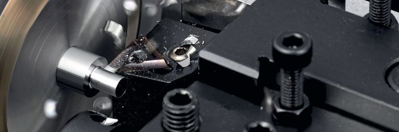Citizen-Maschinen mit LFV-Technologie bewältigen mit ihrer speziellen Steuerungstechnik einen kontrollierten Spanbruch beim Einsatz von schwer zerspanbaren Materialien.