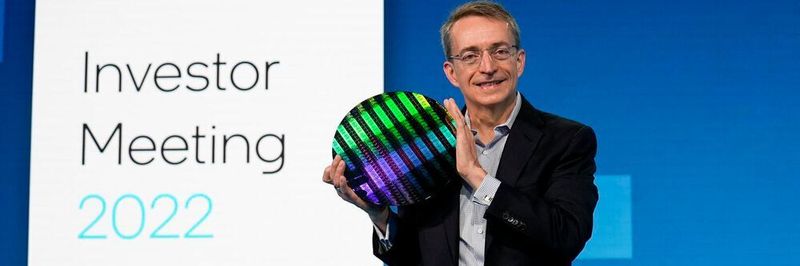 Er will ein „Jahrzehnt schlechter Entscheidungen und schwacher Umsetzung“ umkehren: Mit massiven Investitionen in Prozesstechnologien und Foundry-Dienste plant Intel-CEO-Pat Gelsinger, sein Unternehmen wieder zum Marktführer unter den Chipanbietern zu machen. Doch vor 2025 scheint ein ernsthaftes Wachstum nicht in Aussicht zu stehen.