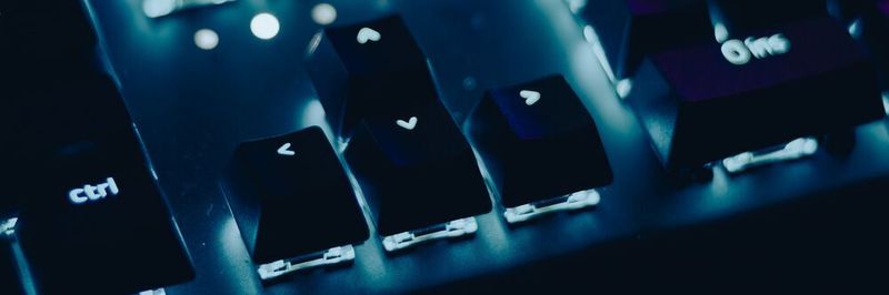 Da Standardlösungen zur Fertigungsüberwachung nicht ausreichend schienen, nahm man die Produktionsabteilung bei Profiroll die Programmierung selbst in die Hand.