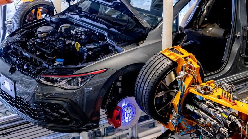 Allein die VW-Gruppe hat im vergangenen Jahr fast 660.000 Fahrzeuge in Zentral- und Osteuropa ausgeliefert.
