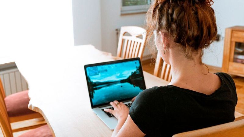 Die Homeoffice-Pflicht läuft mit der dritten Stufe des Öffnungsplans von Bund und Ländern ab dem 20. März aus.