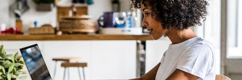 Über einen Baseboard Management Controller (BMC) und Remote-Management-Karten lassen sich Server aus der Ferne überwachen, einrichten und konfigurieren.