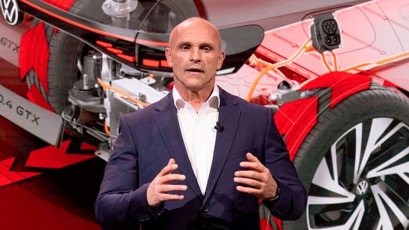„Wir schwenken um von Hardware first auf Software first“, sagt VW-Technikvorstand Thomas Ulbrich.