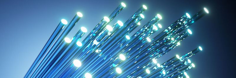 Beim Mobilfunk strebt die berliner Landesregierung bis 2025 eine vollständige Versorgung aller Haushalte, Unternehmensstandorte und oberirdischen Verkehrswege mit dem Mobilfunkstandard 5G an