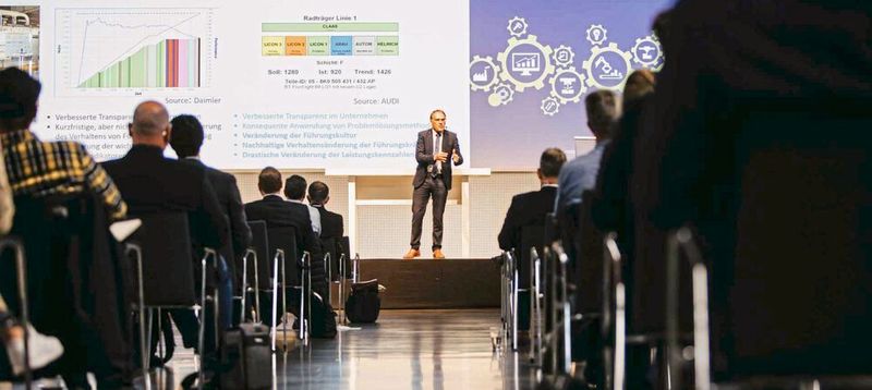 Zum Produktionsleiter-Forum 2021 konnten etwa 120 Besucher 14 Vorträge auf der Hauptbühne im VCC verfolgen.