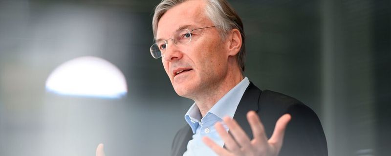 ZF-CEO Wolf-Henning Scheider verlässt den Zulieferer zum Ende seines Vertrags Anfang 2023.
