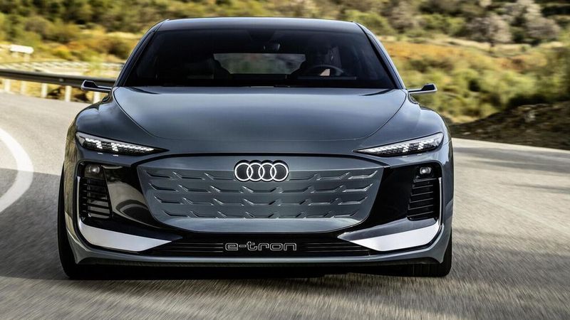 Die neue E-Tron-Studie – betont breiter Auftritt.
