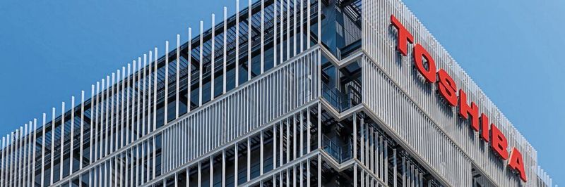 Nachdem die Mehrheit der Investoren Toshiba's Aufspaltungsplänen eine klare Absage erteilt haben, werden aus Verkaufsgerüchten schnell konkrete Pläne: Bain Capital bereitet nach eigener Aussage ein Übernahmeangebot für den angeschlagenen japanischen Elektronikkonzern vor. Bain hatte 2018 bereits ein osortium zur Übernahme der Flash-Abspaltung Kioxia angeführt.