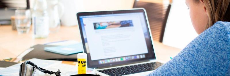 Die Initative sammelt alte Rechner bei Unternehmen, Institutionen und von privaten Haushalten und macht sie fit für sozial benachteiligte Schüler.