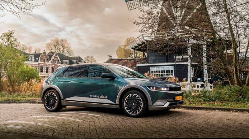 In den Niederlanden testet Hyundai zusammen mit dem Mobilitätsanbieter „We Drive Solar“ in Utrecht die V2G-Technologie.