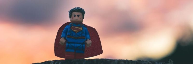 Kleine B2B Marketingteams sollten unbedingt nach dem 80/20-Prinzip arbeiten. Damit gelingt die B2B Lead Generierung auch für Einzelkämpfer