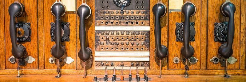 Handvermittelte Telefongespräche waren einmal – heute heißt es: SIP pder PMX?