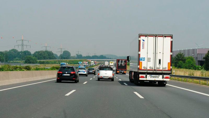 Der Verkehrsbereich bietet große Einsparpotenziale beim Ölverbrauch.