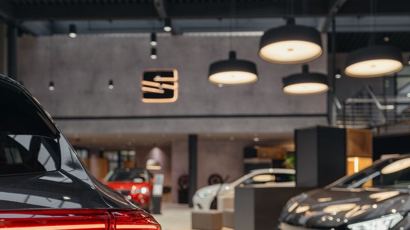 Am Ende ist doch alles Cupra: Neu eröffnete Handelsstandorte des Seat- und Cupra-Handels folgen inzwischen vor allem der Cupra-CI.