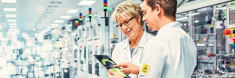 Moderne Kommunikationsinfrastrukturen ermöglichen mit Hilfe von Datenanalysen gewonnenen Informationen neue Automatisierungsansätze, die die Verfügbarkeit, Performance und Qualität von Produktionsanlagen bei gleichzeitiger Erhöhung der Flexibilität maßgeblich positiv beeinflussen.