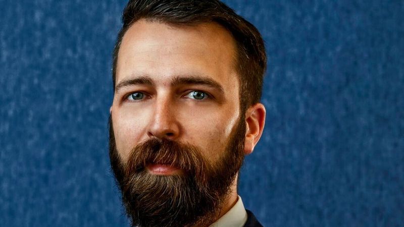Der 36-Jährige gilt als Experte für den Versicherungsvertrieb.