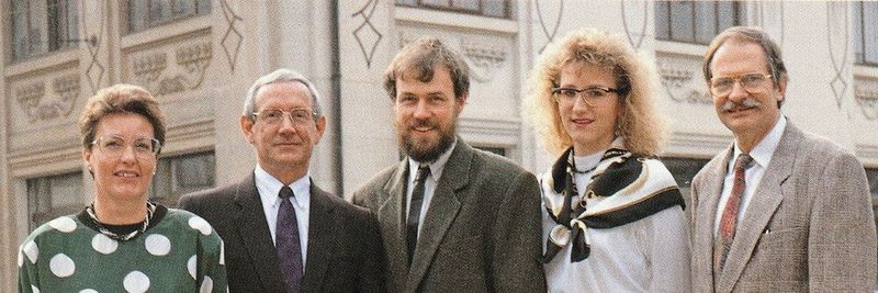 L'équipe du MSM en 1992. De gauche à droite : Claire Bruand (secrétaire de rédaction), Jacques Deladoey (vente des annonces en suisse romande pour le MSM et son pendant alémanique SMM), Jean-René Gonthier (rédacteur), Ariane Demont (secrétaire des ventes) et Edouard Huguelet (rédacteur en chef).