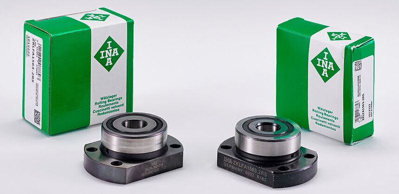 Auf dem dritten Platz landeten dieses Jahr INA-Axial-Schrägkugellager, die im Original (links) von der Schaeffler Technologies AG & Co. KG hergestellt werden. Die dreiste Fälschung stammt von GIANT Bearing Co., Ltd., Jiangsu, VR China.