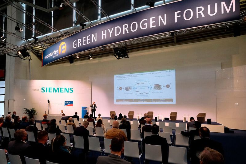 Forum rund um das Thema Wasserstoff auf der „ees Europe“ 2021 in München.