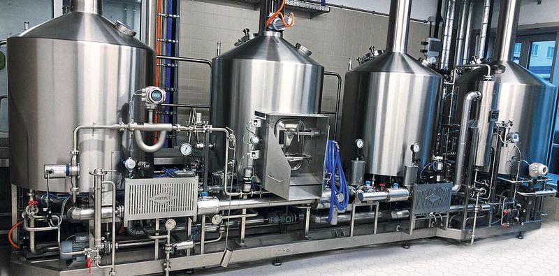 Das neue Sudhaus im Technikum der Doemens Akademie in Gräfelfing: Die Aus- und Weiterbildung in der Getränke- und Lebensmittelbranche wird hier praxisnah mit modernster Technik umgesetzt.