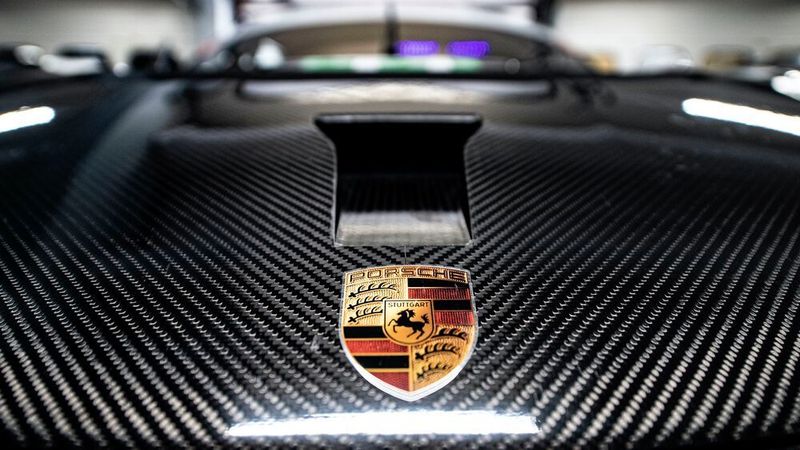 Porsche wird mit einem Einstieg beim Red-Bull-Team in Verbindung gebracht.