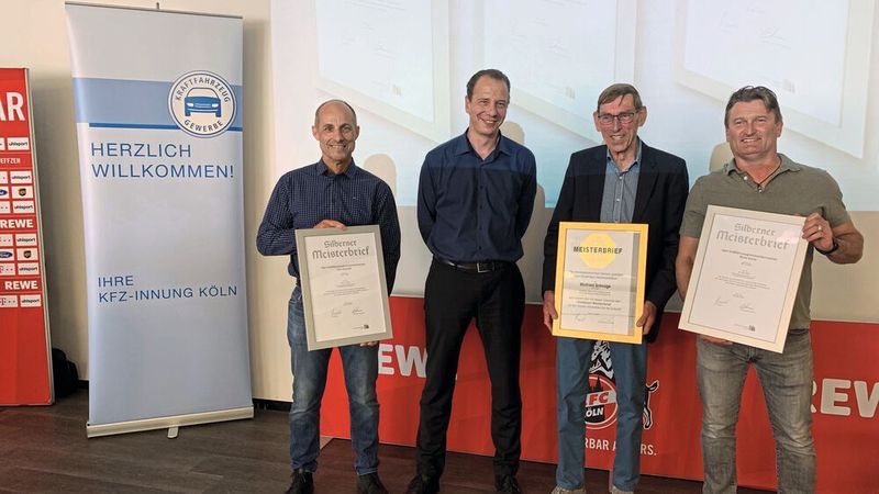 Ehrung langjähriger Mitglieder: (v. l.) Ralf Abshoff, Stefan Bäckmann, Winfried Schnüge und Boris Kanis.