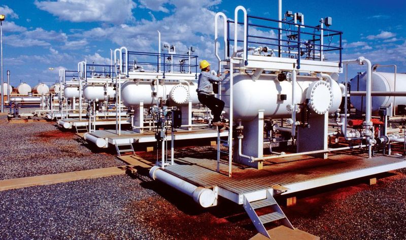 Migrating a normally de-energized output is often done within a minute per output.