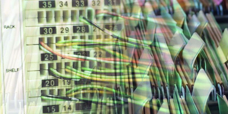 Datenmengen und -vielfalt stellen insbesondere kleinere Unternehmen immer wieder vor Ressourcenprobleme. Die cloud-basierte DMS-Lösung Canon Therefore Online hilft, Investitionen in die Firmen-IT zu minimieren und dennoch gesetzliche Vorgaben an Revisionssicherheit und Compliance zu erfüllen.