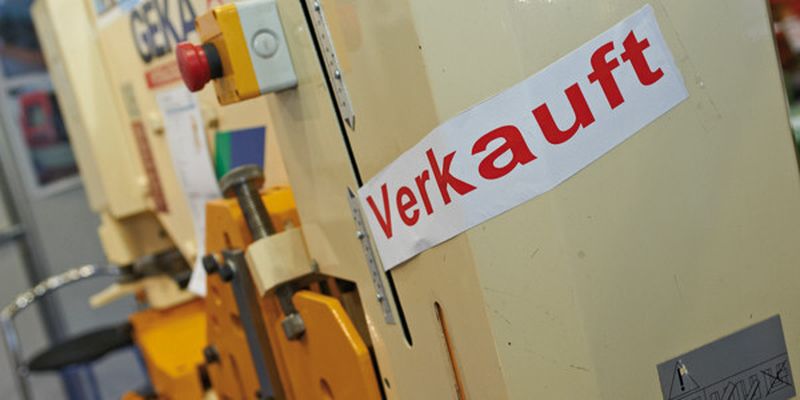 Das hat jeder Gebrauchtmaschinenhändler gern: Die Maschine ist verkauft. (Bild: Hess GmbH)