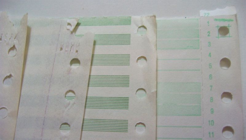 Cobol, Großrechner und Endlospapier - das gehört für viele zusammen. Doch Micro-Fokus will das angestaubte Image der Programmiersprache aufpolieren. (Bild: Wikipedia/ Kungfuman)
