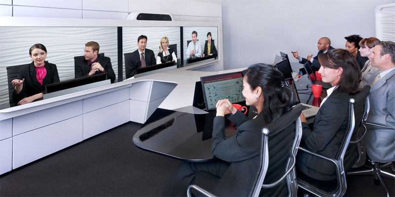 Telepresence-Systeme und HD-Videokonferenzen sind toll, verlangen aber dem Netzwerk einiges ab (Polycom)
