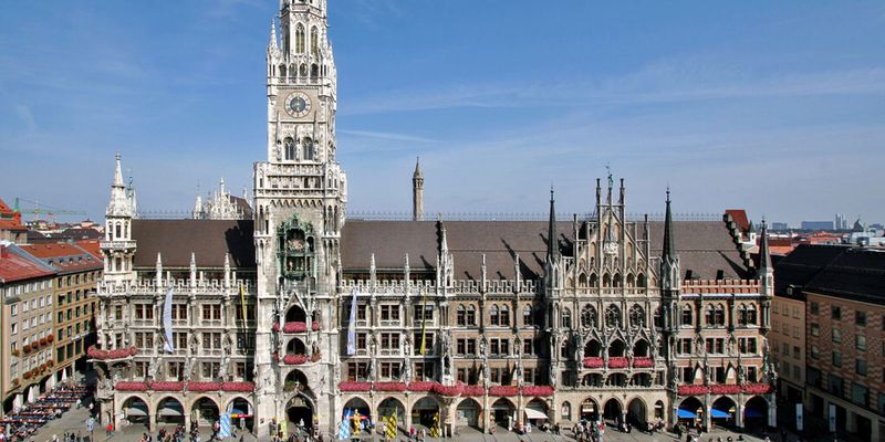 Münchner Rathaus: In zehn Jahren von Windows zu Open Source (Foto: LHM)