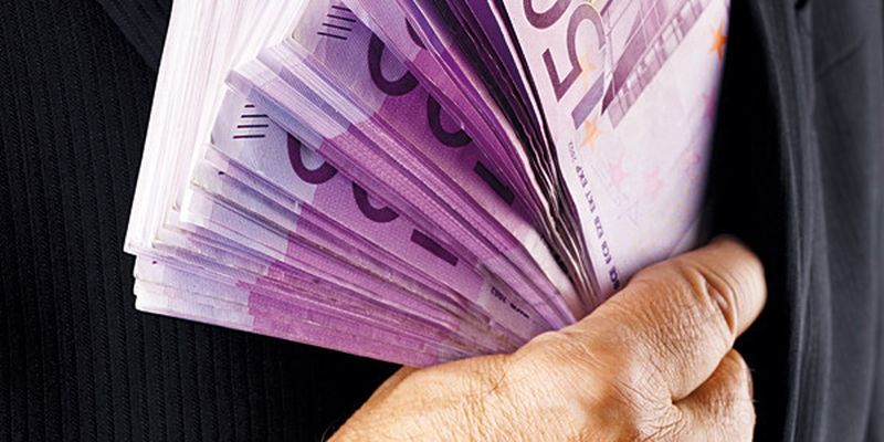 Wer seinen Kreditspielraum ausweiten möchte, sollte beim Leasing andere Gesellschaften der Hausbank vorziehen, zumal diese gern eine Vermittlungsprovision beansprucht.