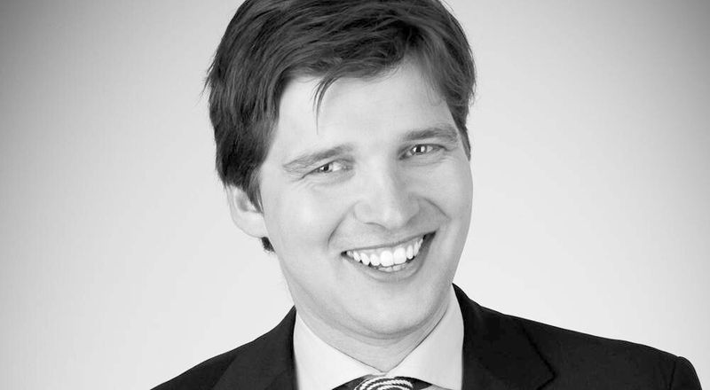Der Diplom-Wirtschaftsingenieur Maximilian Ahrens ist Mitbegründer von Zimory und als VP Products für die Produktentwicklung sowie die technischen Dienstleistungen Pre-Sales, Consulting und Support verantwortlich. Von 2005 bis 2008 arbeitete der Experte für Virtualisierung und Serviceorientierte Architektur (SOA) als Projektleiter bei den Deutsche Telekom Laboratories.