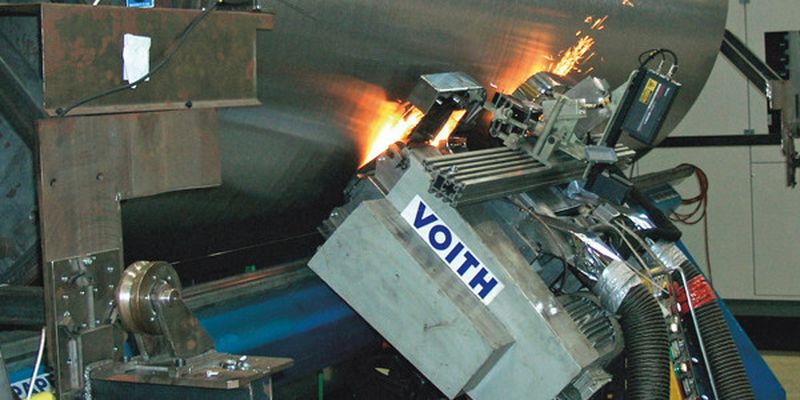 Nach dem Vorbild der Natur entwickelten das Fraunhofer-IWU und Voith Paper Services eine mobile Schleifeinheit für die Walzeninstandsetzung bei der Papierherstellung.